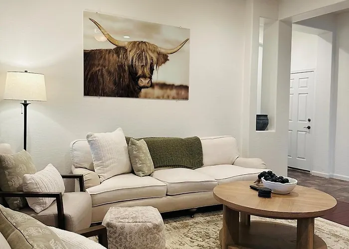 Holiday home Estrella Mountain Oasis With Pool & Hot Tub *