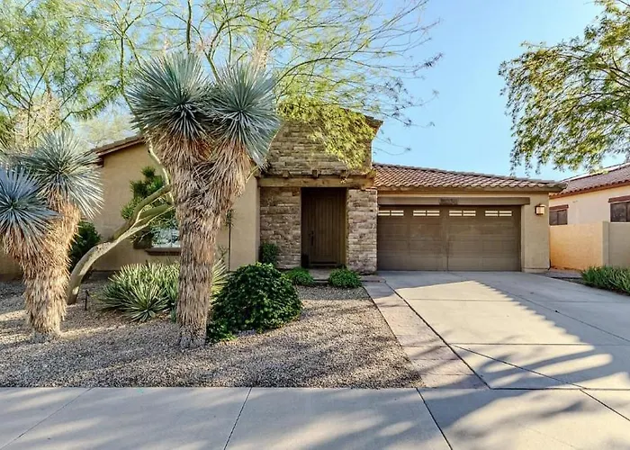 Holiday home Estrella Mountain Oasis With Pool & Hot Tub