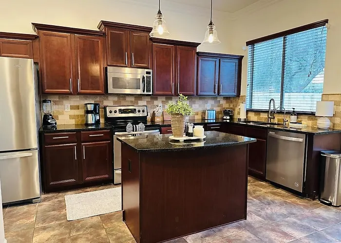 Estrella Mountain Oasis With Pool & Hot Tub *