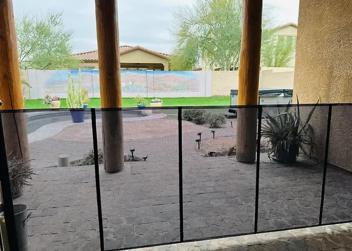 Estrella Mountain Oasis With Pool & Hot Tub Holiday home
