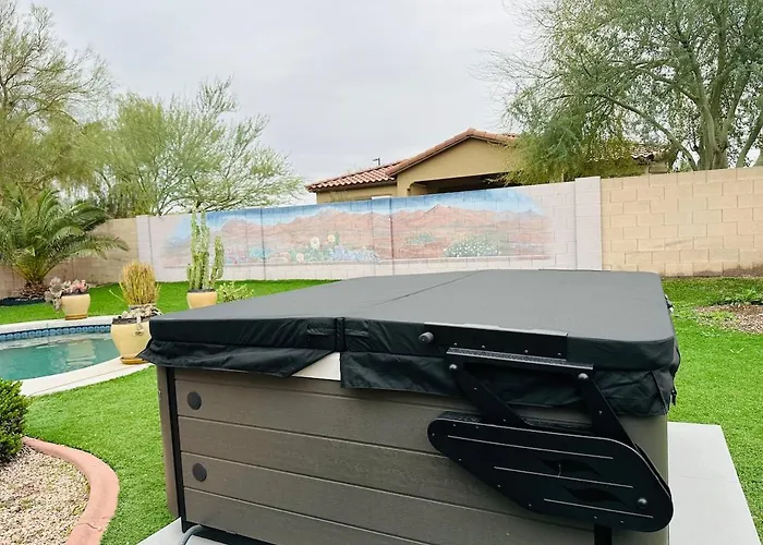 Estrella Mountain Oasis With Pool & Hot Tub *